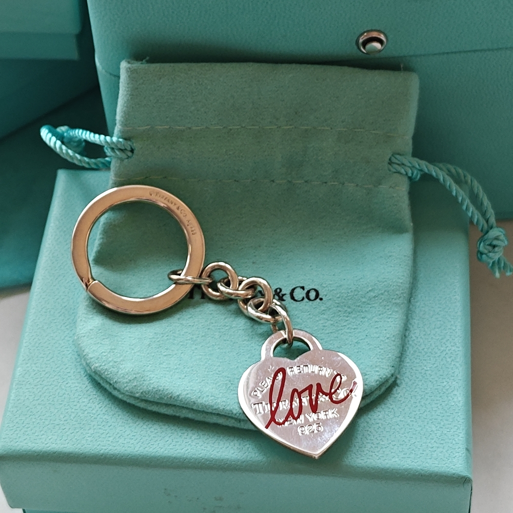 NEW RETIRED HTF Tiffany & Co. Silver LOVE RTT  Heart Key Ring